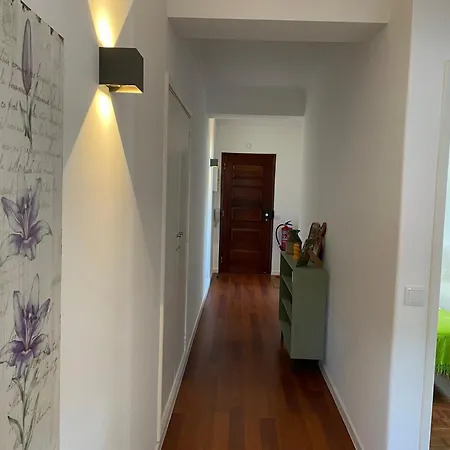 Costa Pinto 2 Left Cascais