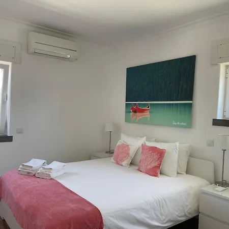 Costa Pinto 2 Left Appartamento